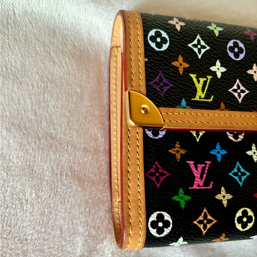 2005 Takashi Murakami x Louis Vuitton Monogram Porte Tresor International Wallet - Picture 3 of 12
